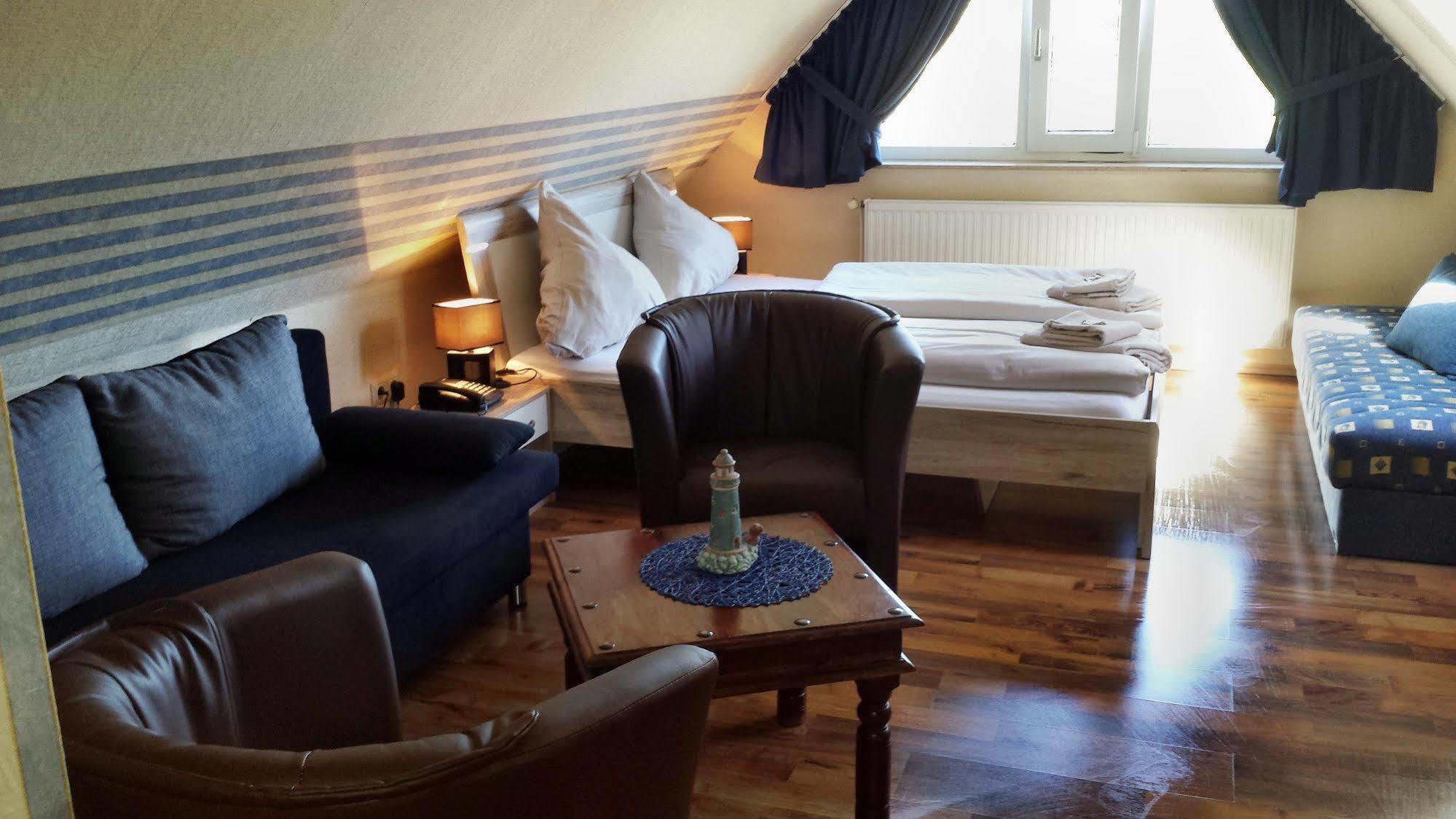 Hotel Up Diek Carolinensiel Dış mekan fotoğraf